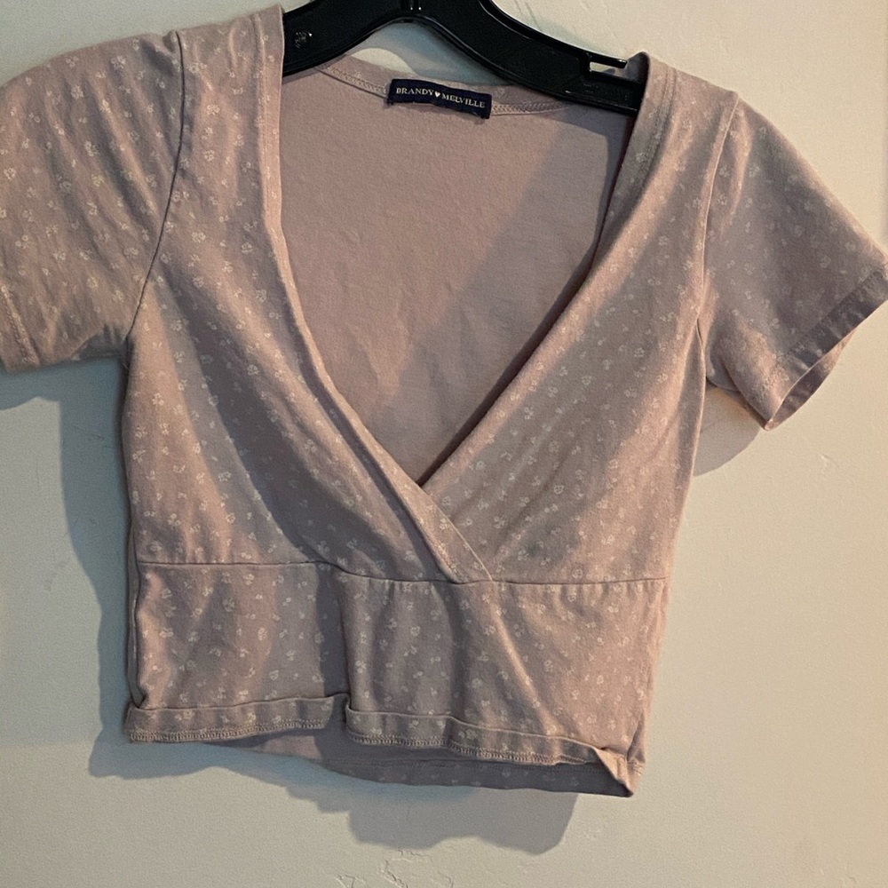 SIZE: fits like small